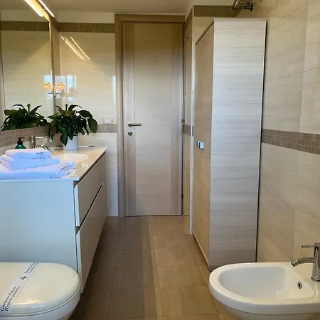 Laghetto Eur Apartment Rome